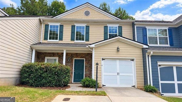 6276 Colonial View, Fairburn