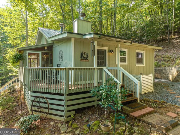767 Robertson Circle Blairsville