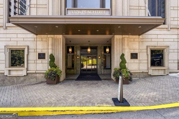 3376 Peachtree Road, Atlanta