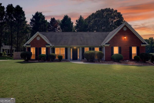 300 Hickory Pointe Court, Villa Rica