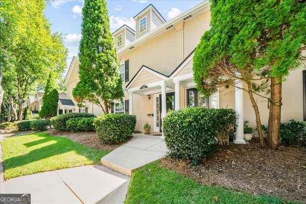 1402 Brighton Point Sandy Springs