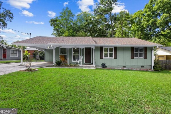 413 Hemlock Drive, Lawrenceville
