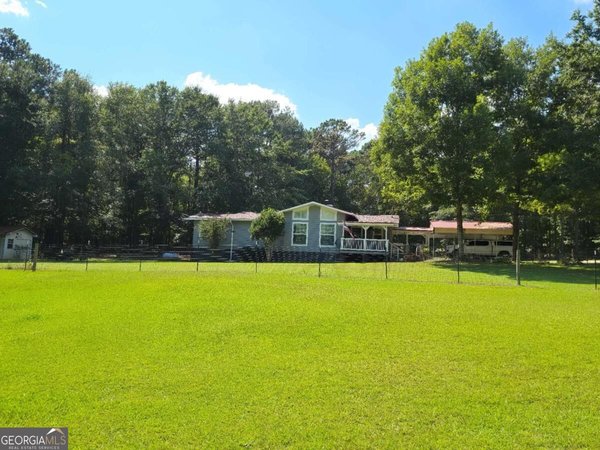815 Hugley Road, Pine Mountain