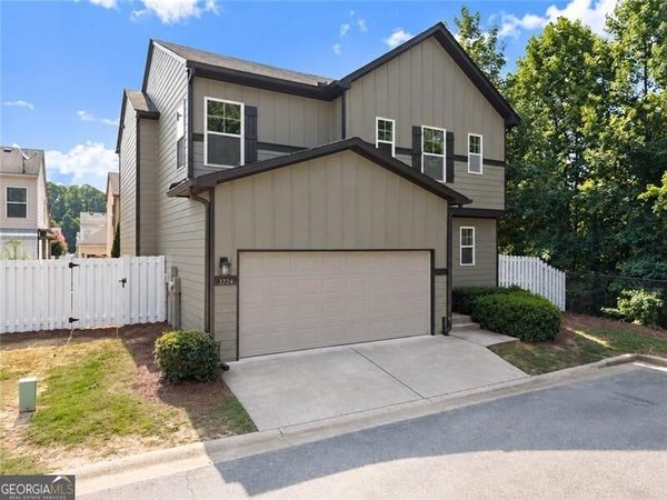 main picture of 3724 Humber Ct, Cumming