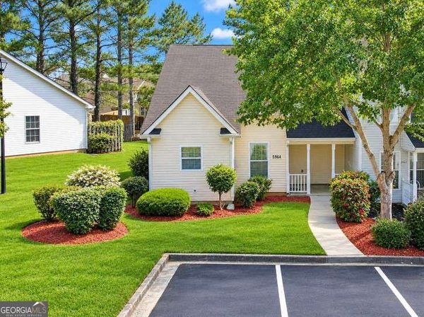 5964 Sherwood Trce Lithonia
