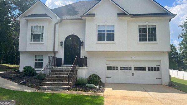 136 Huntcliff Trail Ellenwood