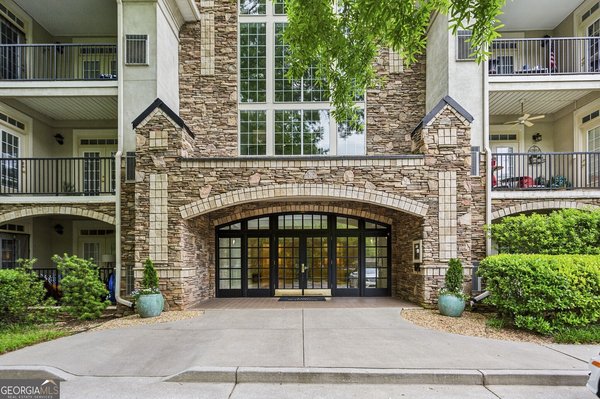 main picture of 3047 Lenox Road, Atlanta