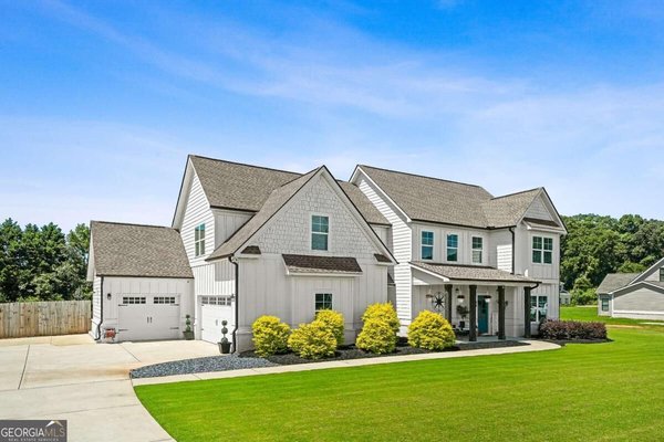 1538 Lake Road Mcdonough