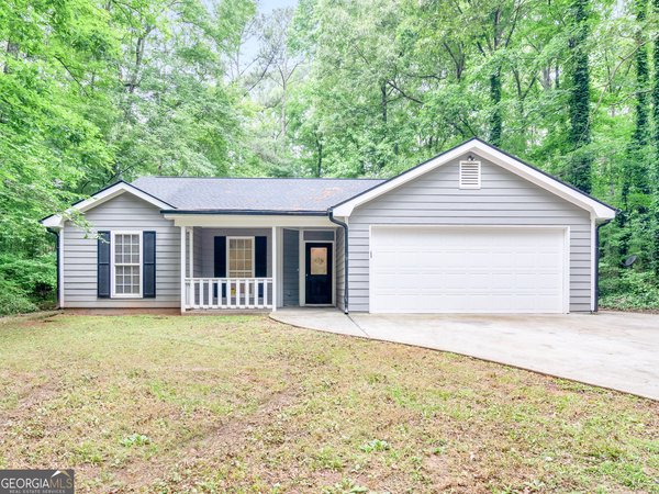 140 Oaklake Drive, Covington