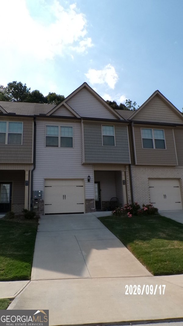 main picture of 275 Turtle Creek Drive, Winder