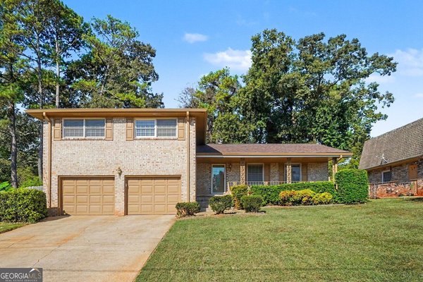3710 Oregon Trail, Decatur
