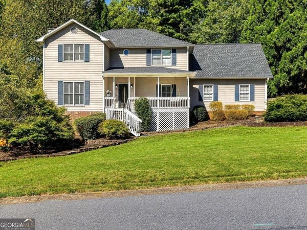 1586 Tennessee Walker Drive Roswell