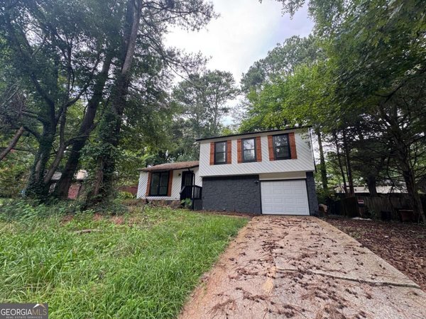 3852 Wood Path Stone Mountain