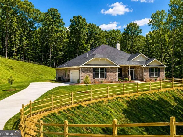 3407 Venice Court, Douglasville