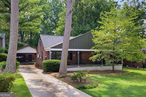 2397 Greylock Pl Decatur