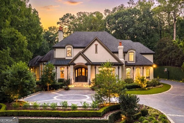 5530 Claire Rose Lane, Sandy Springs