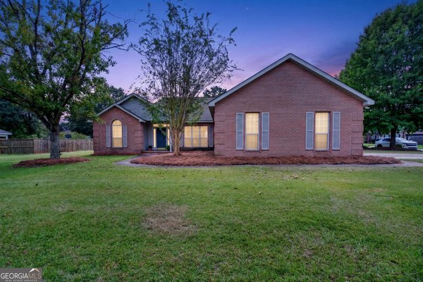 107 Ivey Court Warner Robins