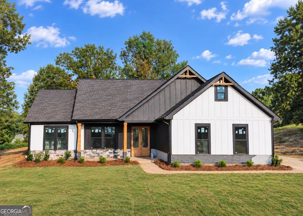 373 Stonington Drive Mount Airy