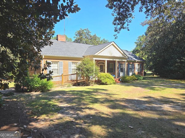 main picture of 73 Wright Street, Winder