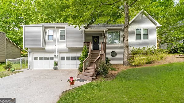 4020 Sumit Wood Drive Kennesaw