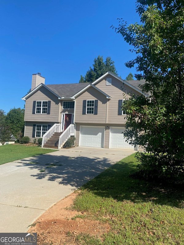 5482 Latham Manor Drive, Gainesville