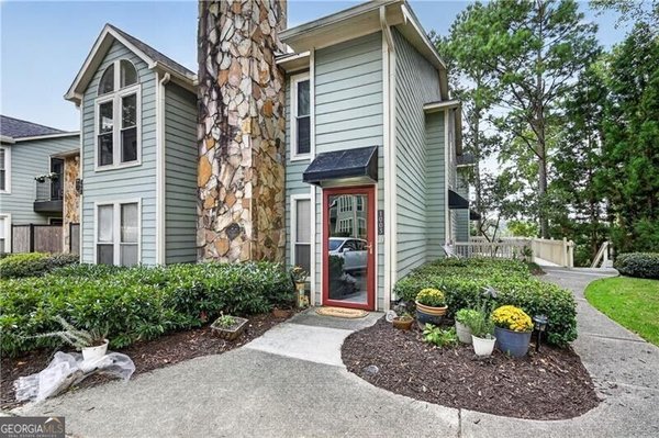 1005 Canyon Point Circle Roswell