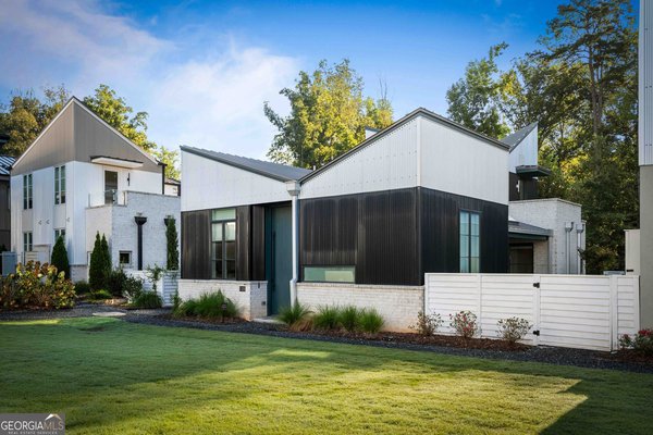 135 Arcadia Avenue, Fayetteville
