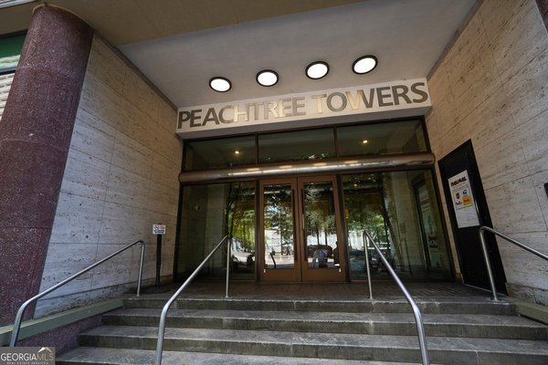 300 Peachtree Street, Atlanta