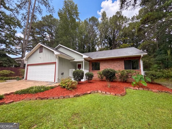 5330 Garvey Drive, Fairburn