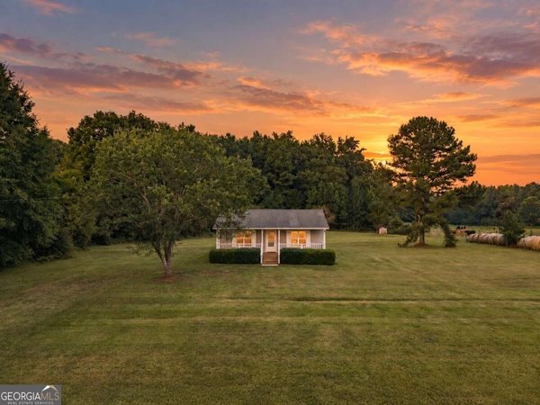 984 Arnoldsville Road, Winterville