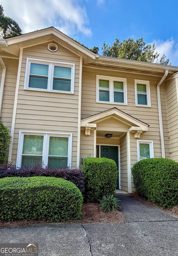230 Peachtree Hollow Court, Atlanta