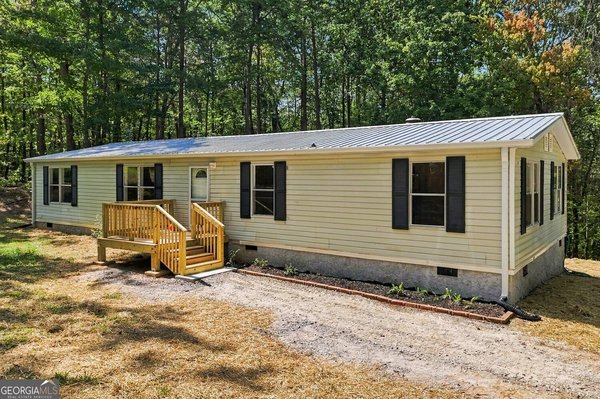 99 Adrianne Lane, Dawsonville