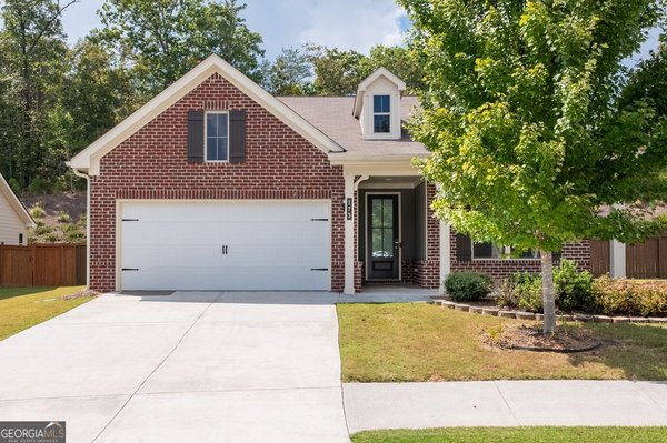 173 Rolling Hills Place, Canton