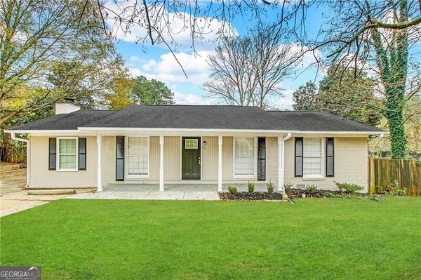 411 Pineland Road, Mableton