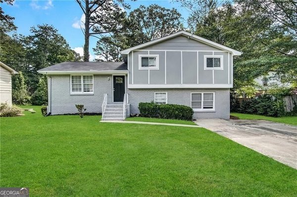 6350 Connell Road South Fulton