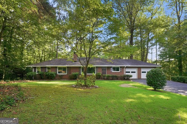 184 Wagon Way Lilburn