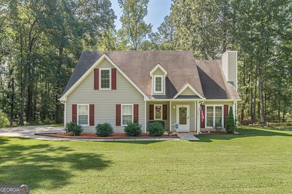 210 Kim Trail, Stockbridge