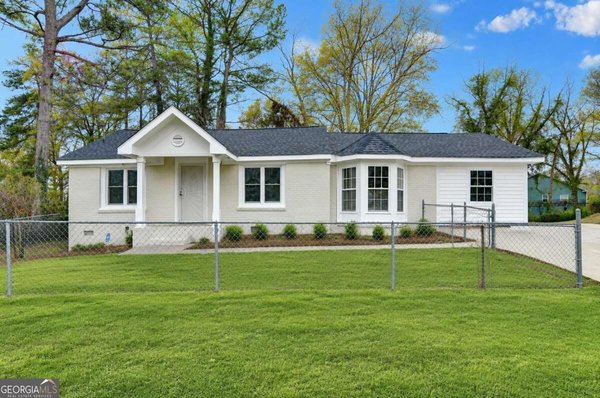574 Glendale Road, Scottdale