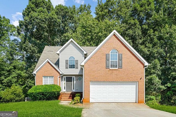 1347 Vine Circle, Mcdonough