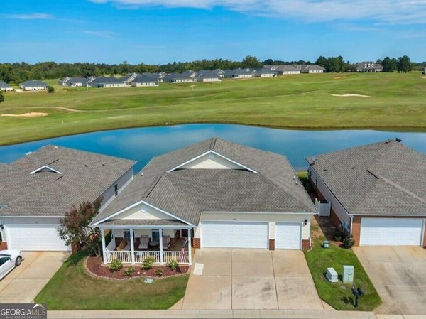 302 Houston Springs Boulevard Perry