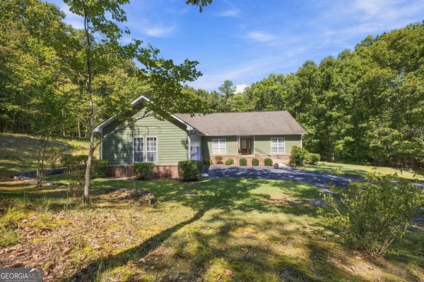 222 Stallion Drive, Summerville
