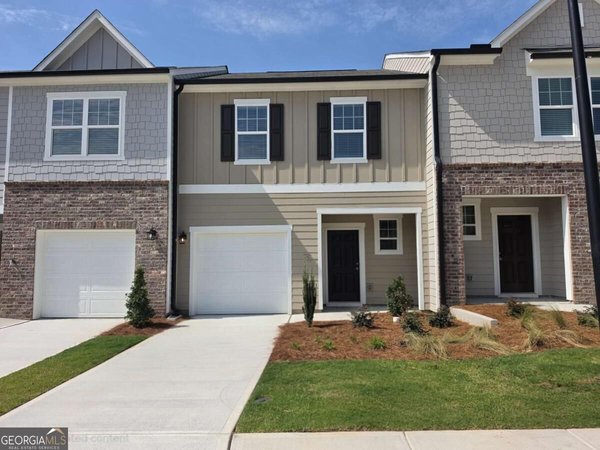 main picture of 1143 Lucienne Boulevard, Auburn