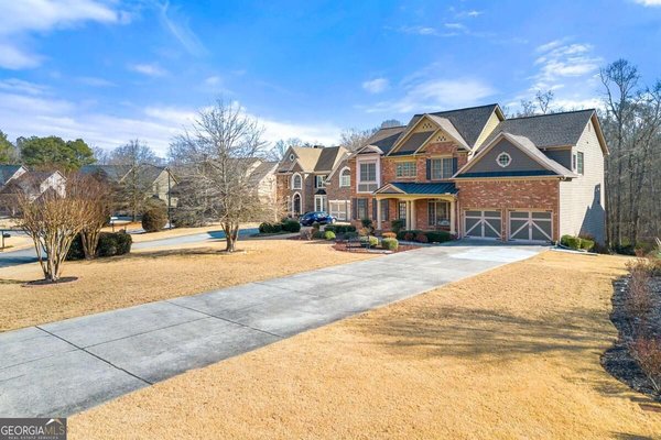 1251 Irwin Lake Way, Marietta
