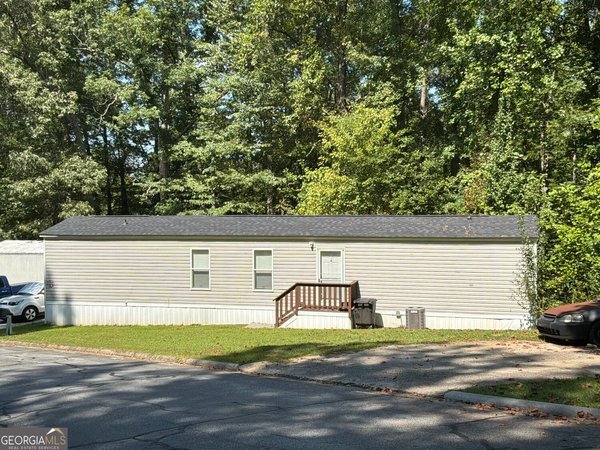 7631 Dallas Highway, Douglasville