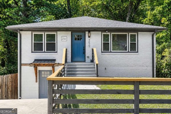 250 Holly Road, Atlanta