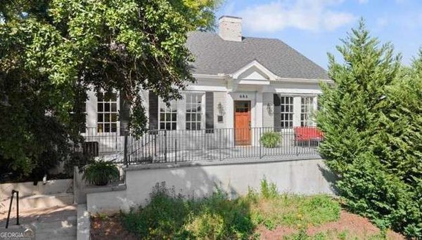 main picture of 684 Kennesaw Avenue, Atlanta
