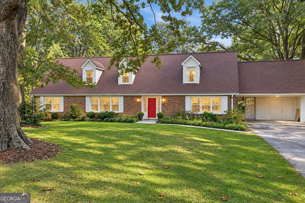 400 Harris Street, Toccoa
