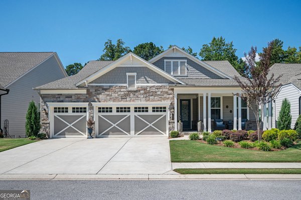 190 Tahoe Court, Hoschton