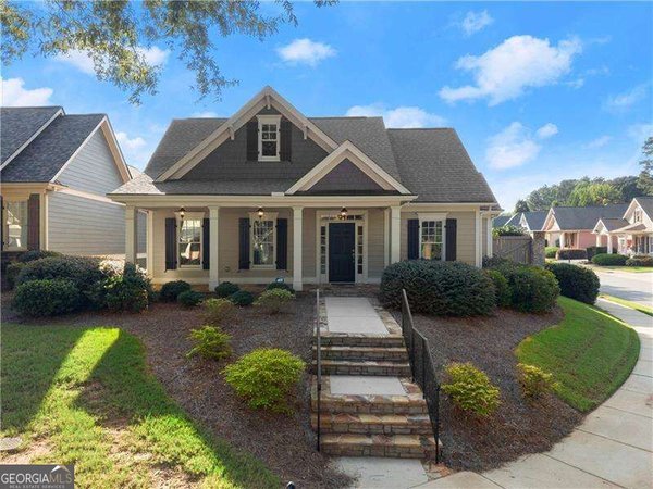 240 Somerset Circle, Woodstock