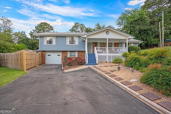 1026 Bandy Lane, Ringgold